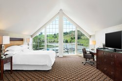  - Sheraton Hotel Petaluma - US 101, Exit 472