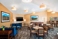  - Sheraton Hotel Petaluma - US 101, Exit 472