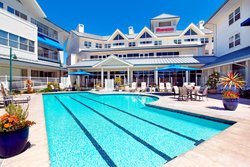  - Sheraton Hotel Petaluma - US 101, Exit 472