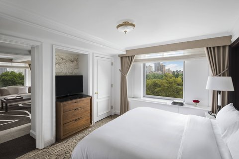THE RITZ-CARLTON CENTRAL PARK - Photo 22