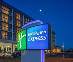  - Holiday Inn Express Oceanfront Nags Head