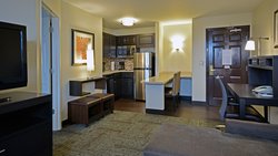  - Staybridge Suites West Chester - I-75, Exit 19