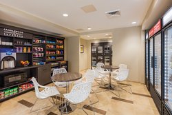  - Candlewood Suites Anaheim - I-5, Exit 109