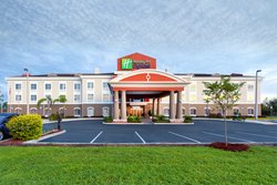  - Holiday Inn Express Lake Wales