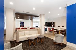  - Holiday Inn Express Lake Wales