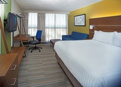  - Holiday Inn Express Oceanfront Nags Head