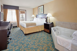  - Holiday Inn Express & Suites MO 76 Central Branson