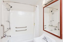  - Candlewood Suites North Montgomery - I-85, Exit 11