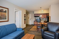  - Candlewood Suites Cranberry Township - I-79, Exit 78
