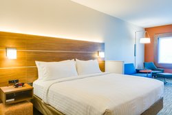  - Holiday Inn Express & Suites Russellville - I-40, Exit 81