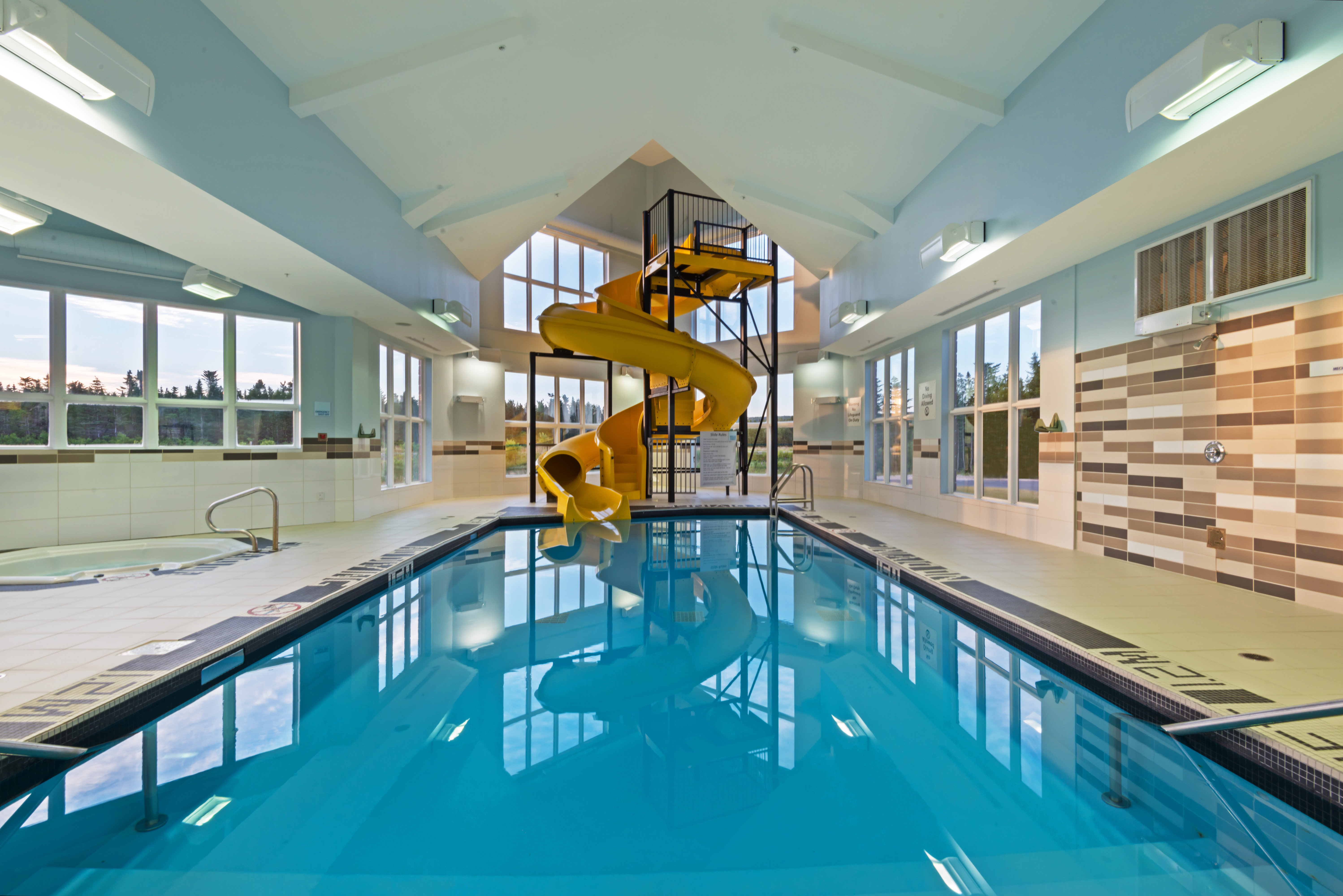 Enjoy our Indoor Pool from 5:30 am to 11:00 pm