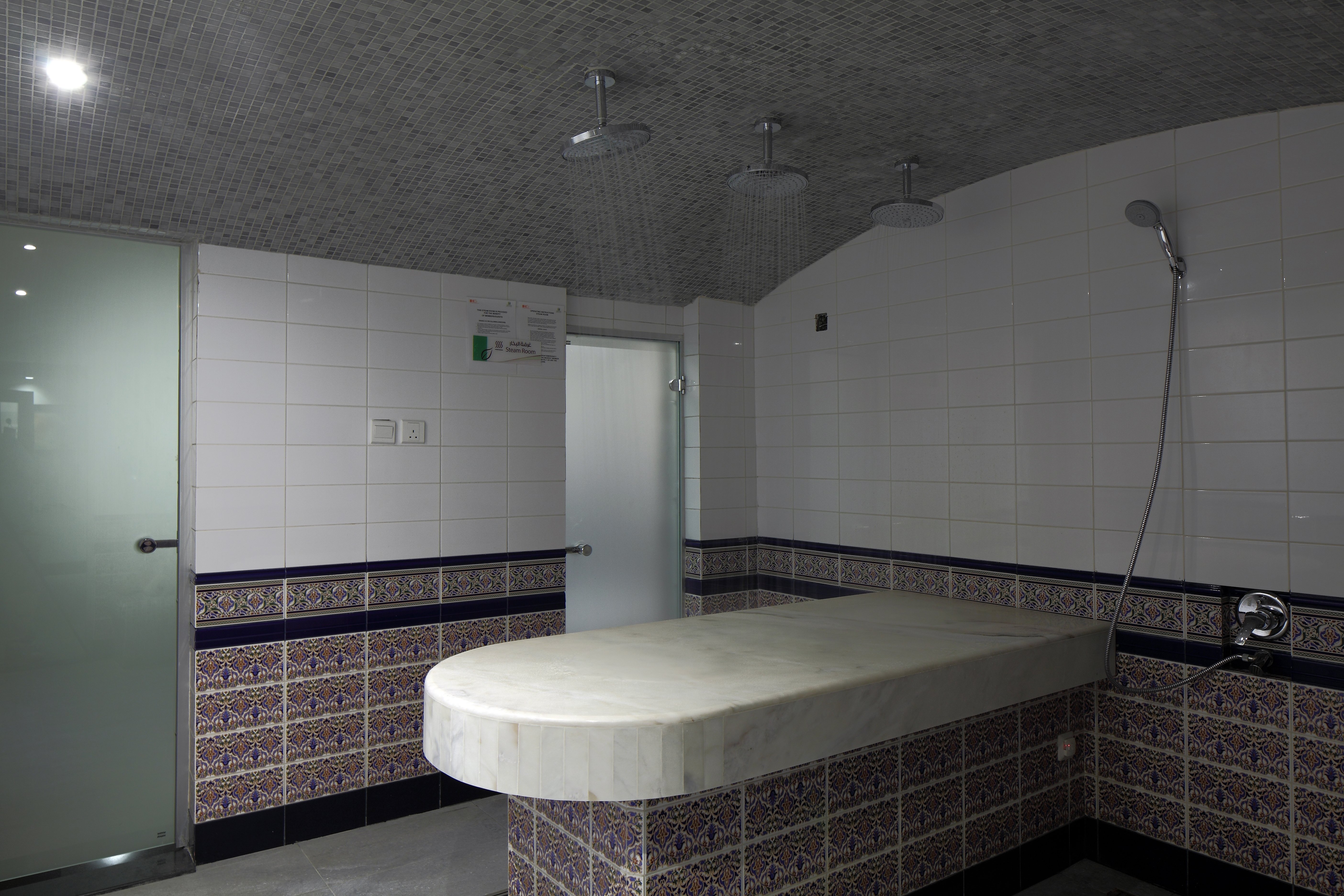 HOLIDAY INN AL KHOBAR CORNICHE BY I-guestroom-Moroccan Bath.jpg
