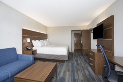  - Holiday Inn Express Village West Kansas City - I-435, Exit 14