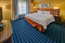  - Fairfield Inn & Suites by Marriott Russellville - I-40, Exit 81