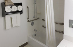  - Holiday Inn Express Coventry - I-95, Exit 21