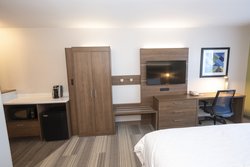  - Holiday Inn Express & Suites Iron Mountain