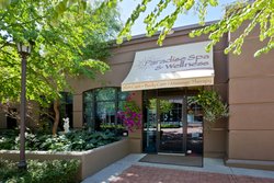  - Holiday Inn & Suites North Vancouver