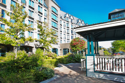  - Holiday Inn & Suites North Vancouver