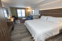  - Holiday Inn Express & Suites Iron Mountain