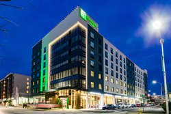  - Holiday Inn Hotel & Suites Downtown Chattanooga