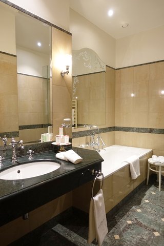 BEAU-RIVAGE  GENEVA - Photo 77