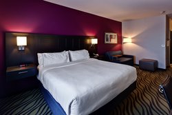  - Holiday Inn Express West Hutchinson