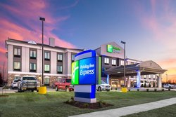  - Holiday Inn Express West Hutchinson