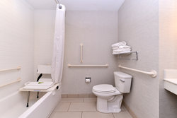  - Holiday Inn Express & Suites Terre Haute - I-70, Exit 11