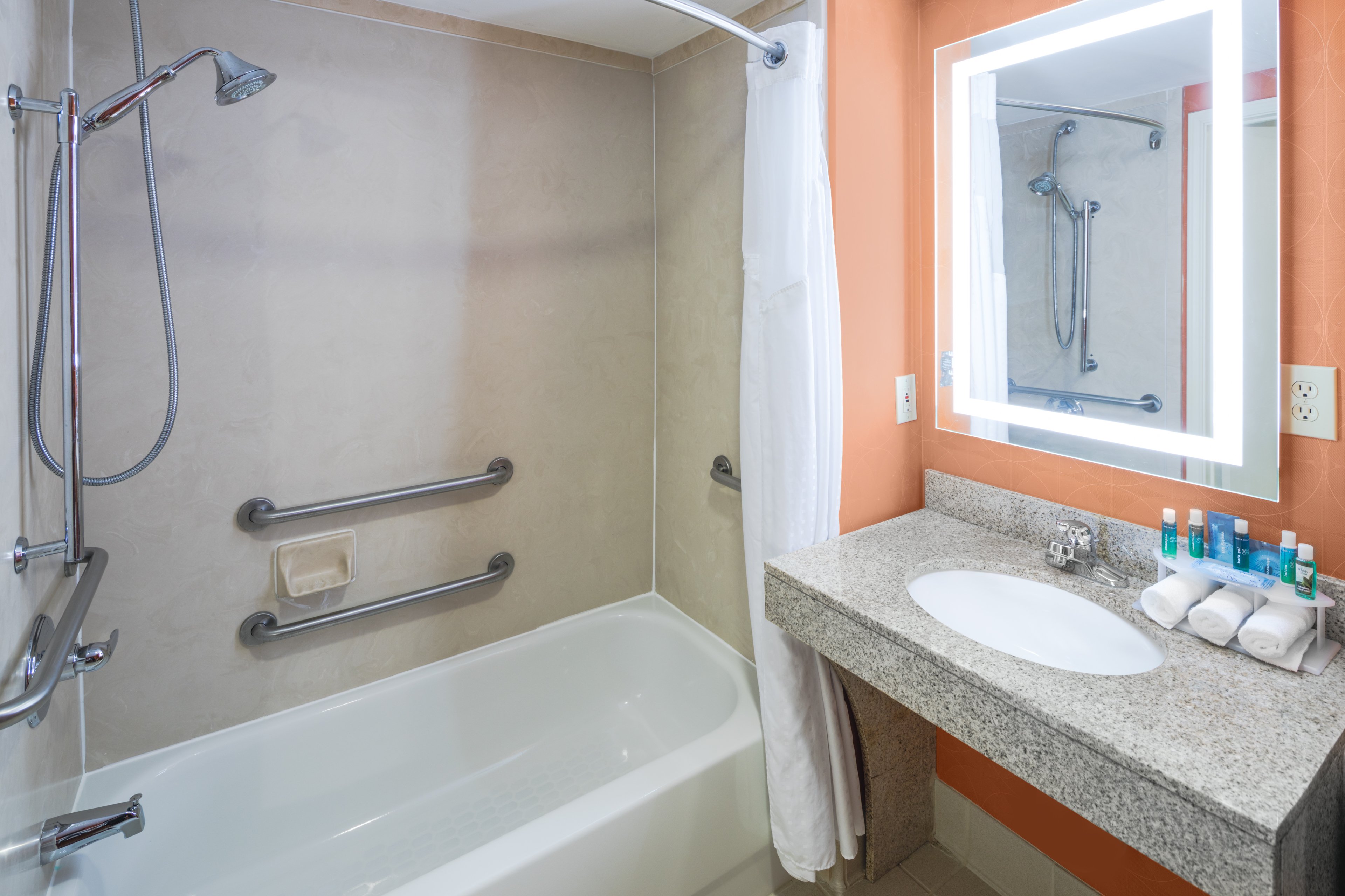 Guest Bathroom 
