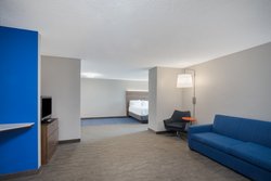  - Holiday Inn Express & Suites Frankfort - I-64, Exit 53