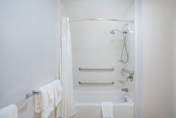  - Holiday Inn Express & Suites Frankfort - I-64, Exit 53