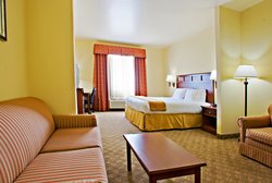  - Holiday Inn Express & Suites Levelland