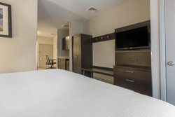  - Holiday Inn Express & Suites St Charles