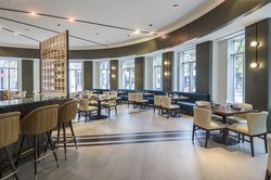  - Crowne Plaza Hotel Playhouse Square Cleveland - I-90, Exit 172A & 173A