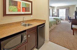  - Holiday Inn & Suites Kamloops