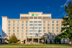  - Holiday Inn & Suites Overland Park - I-35, Exit 225A