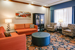  - Holiday Inn Express & Suites Coralville - I-80, Exit 240
