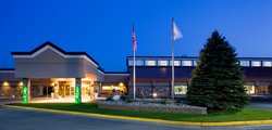  - Holiday Inn Detroit Lakes