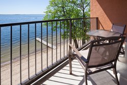  - Holiday Inn Detroit Lakes