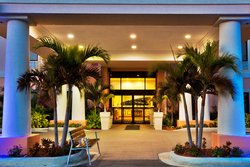  - Holiday Inn Express & Suites Okeechobee