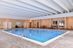  - Holiday Inn North New London - I-95, Exits 83 & 84S