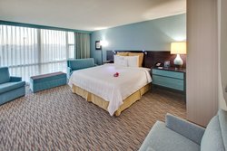  - Crowne Plaza Hotel Glen Ellyn