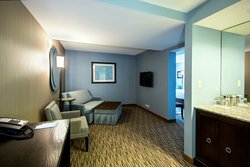  - Crowne Plaza Hotel Glen Ellyn