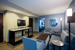  - Crowne Plaza Hotel Glen Ellyn