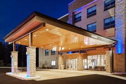  - Holiday Inn Express & Suites North Shore Niles