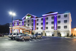  - Holiday Inn Express & Suites Elkton - I-95, Exit 109