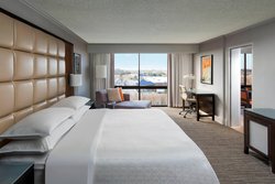  - Sheraton Hotel West Des Moines - I-35 & I-80, Exit 124