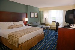  - Crowne Plaza Hotel Virginia Beach - I-264, Exit 17
