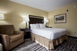  - Holiday Inn Express & Suites Camden - I-20, Exit 98