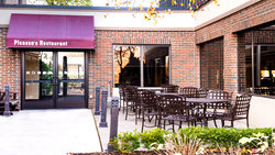  - Holiday Inn Warren